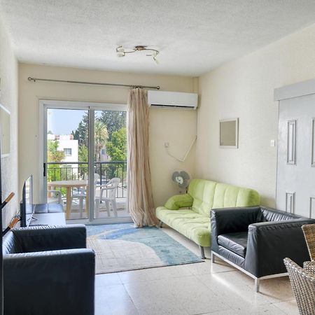 Resitour - Paphos Gardens Apartman Kültér fotó