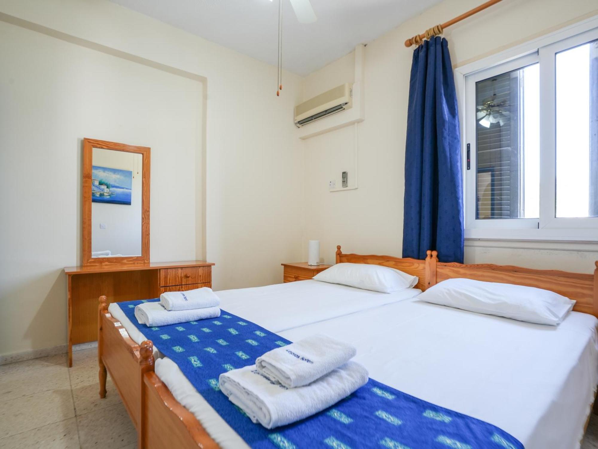 Resitour - Paphos Gardens Apartman Kültér fotó